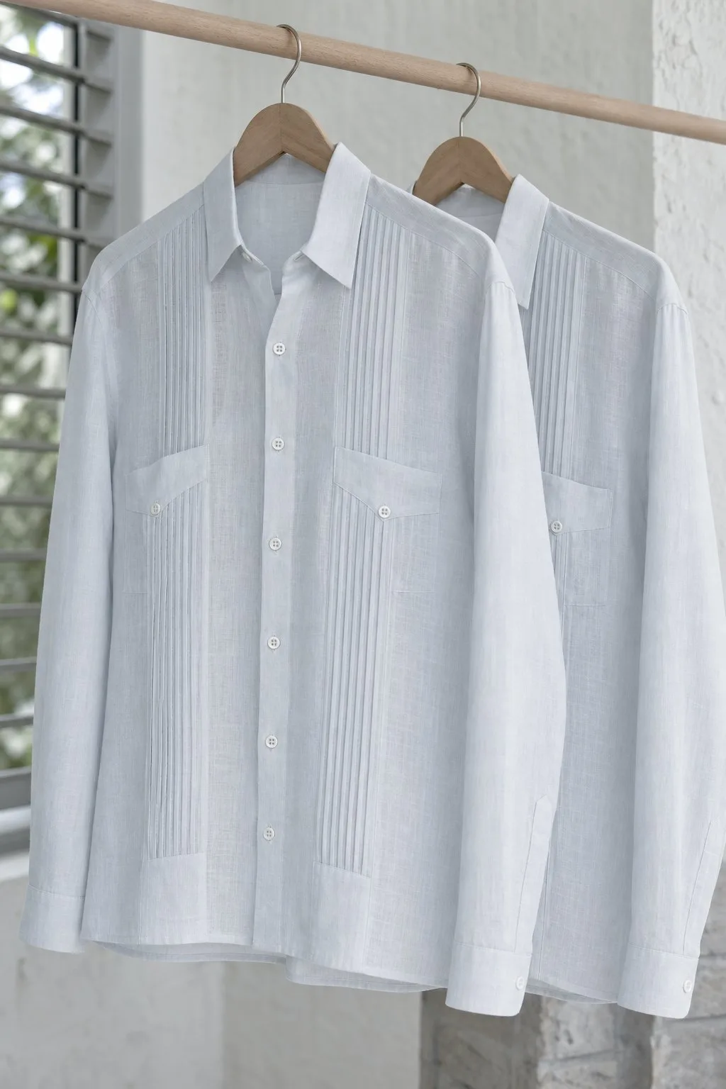 Uniformes de guayabera y lino